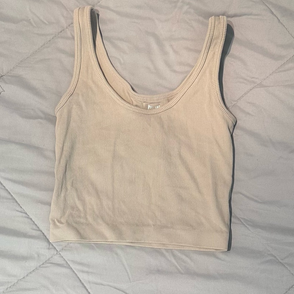 Pro-Fit Women's Beige Ribbed Workout Tank Top (extra padding removed)